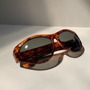 Vintage sunglasses. Origin unknown!